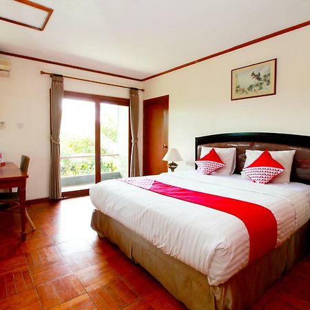 Oyo 510 Wisma Joglo Hotel Cimenyan Luaran gambar